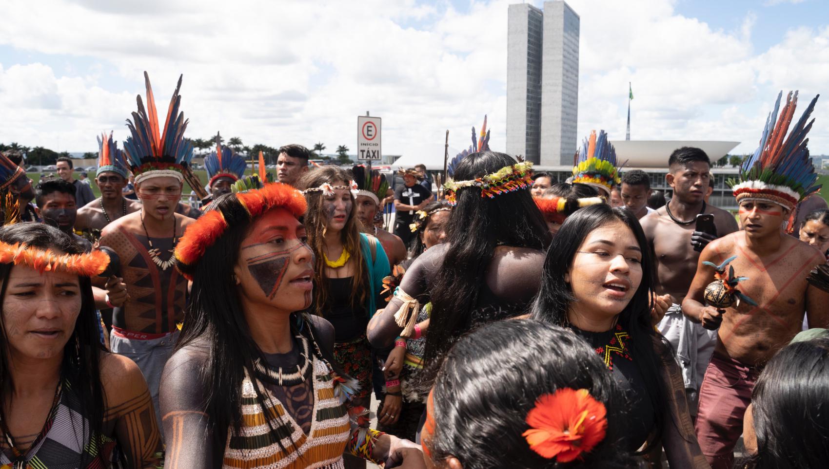 Indigeneous communities are marching at Acampamento Terra Livre